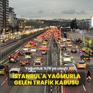 stanbul'a yamurla gelen trafik kabusu: Younluk %76'ya ulat