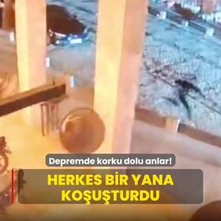 Depremde korku dolu anlar! Herkes bir yana kouturdu