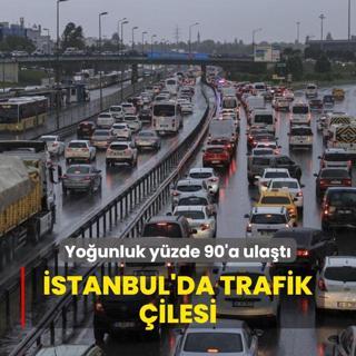 stanbul'da trafik ilesi... Younluk yzde 90'a ulat