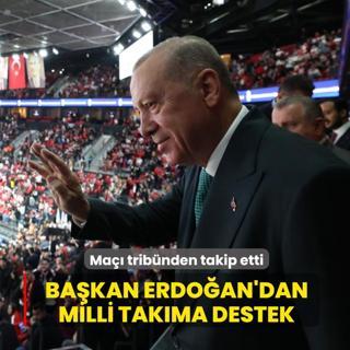 Bakan Erdoan'dan milli takma destek... Ma tribnden takip etti