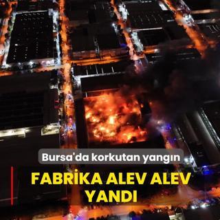 Bursa'da korkutan yang�n! Fabrika alev alev yand�