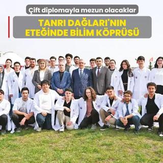 Tanr� Da�lar�'n�n ete�inde bilim k�pr�s�