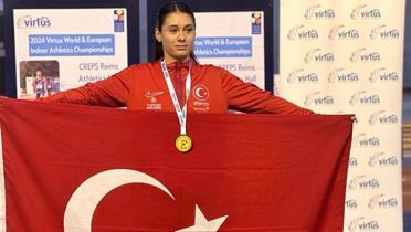 Aysel Önder, altın madalyayı dünya rekoruyla aldı!