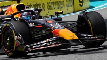 Formula 1'de pole pozisyonu bir kez daha Max Verstappen'in