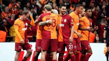 Galatasaray tek kulvarda farkn ortaya koydu!