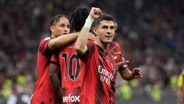 Milan, Cagliari alarna gol oldu yad