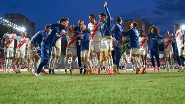 Rayo Vallecano, Granada engelini 2 golle geti