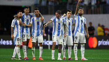 Copa America'da Arjantin yar final biletini ald