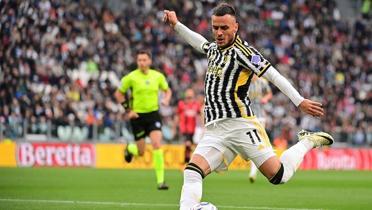 Anlama tamam! Fenerbahe, Filip Kostic'te sona doru