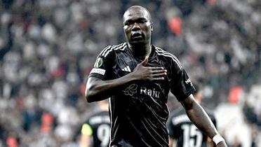 Ve transfer bitti! Vincent Aboubakar Sper Lig ekibiyle anlat