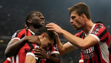 Milan 3 puan 3 golle ald