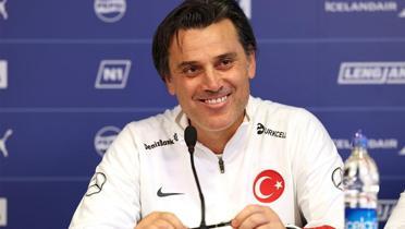 Vincenzo Montella'dan milli futbolculara vg dolu szler! Trk yreiyle oynadlar