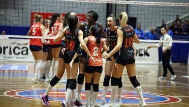 Eczacba Dynavit deplasmanda galip