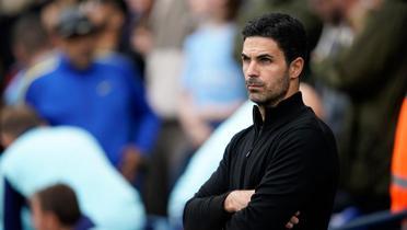 Mikel Arteta'dan Jose Mourinho'ya vg dolu szler