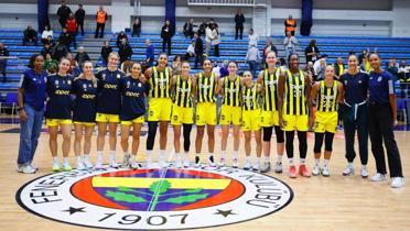 Fenerbahe Opet evinde kazanarak 5'te 5 yapt