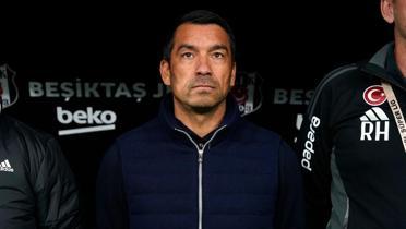 Giovanni van Bronckhorst'tan ilk 11'de 3 deiiklik