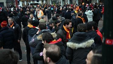 Galatasaray'a AZ Alkmaar ma ncesi byk destek!