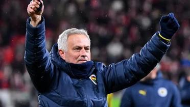 Mourinho zirveye yryor