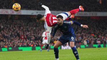 Arsenal, Manchester United' kornerlerle ykt