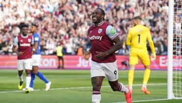 Michail Antonio iin kt haber! Yeil sahalara veda edebilir