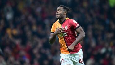 Michy Batshuayi: Hep birlikte kenetlendik