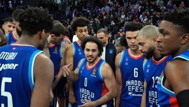 Anadolu Efes'in konuu Kzlyldz