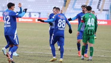 Erzurumspor, Sakaryaspor karsnda turlad