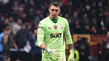 Muslera ayrlyor mu? Galatasaray'dan srpriz hamle