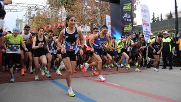 15. Uluslararas Adana Kurtulu Yar Maratonu'na katlm rekoru