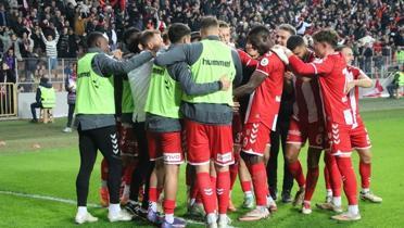 Samsunspor'da, Gaziantep FK ma ncesi 5 oyuncu snrda