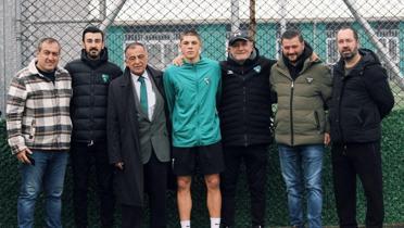 Kocaelispor 19'luk Gabisonia'y renkelerine balad