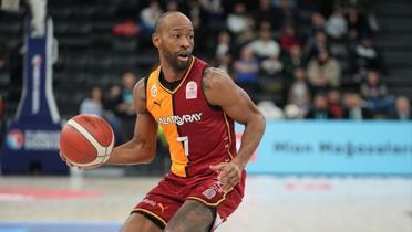 Galatasaray'da Will Cummings uzun sre sahalardan uzak kalacak