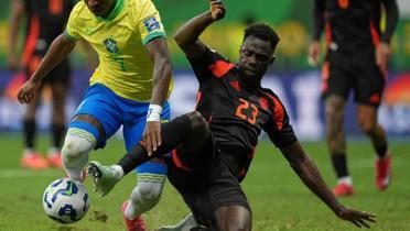 Davinson Sanchez kadrodan karld! Resmi aklama geldi