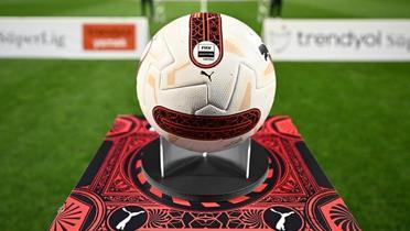 FIFA'dan kt haber! Sper Lig ekiplerine transfer yasa...