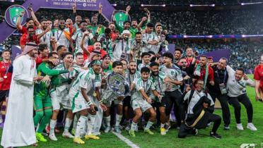 Merih Demiral kupay ald! Asya ampiyonlar Ligi ampiyonu Al-Ahli