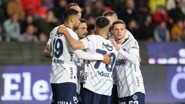 Fenerbahe'de, Baakehir ma ncesi 6 futbolcu ceza snrnda