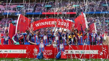 FA Cup'ta Crystal Palace, Manchester City'yi devirerek kupay ald