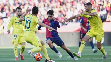 ampiyon Barcelona evinde malup