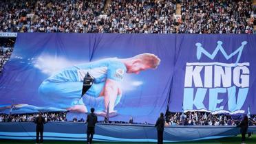 Manchester City taraftarlarndan Kevin De Bruyne'ye veda pankartlar