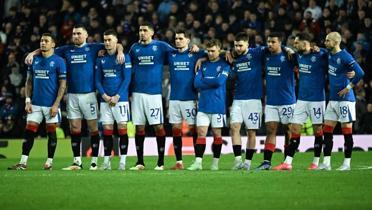 Rangers'ta 6 isimle yollar ayrld