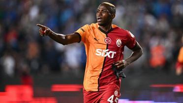 Ve anlama saland! Victor Osimhen 3 yllk imzay atyor