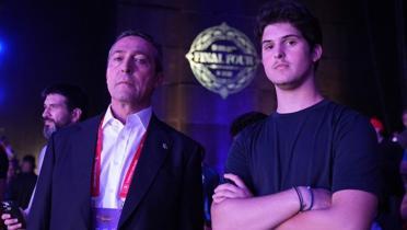 Finalde gergin anlar! Taraftarlarn tartmasnda Ali Ko araya girdi