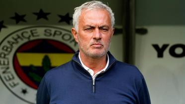 Jose Mourinho aklad! 3 kii ayrlacak