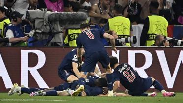 PSG sezonu 4 kupayla kapatt!