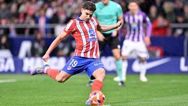 IFAB'dan penalt kuralna yeni dzenleme: Julian Alvarez gndem olmutu