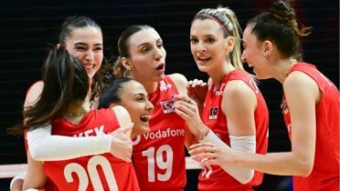 Fransa'ya kar zorlanmadlar! Filenin Sultanlar galibiyetle balad