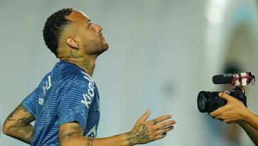 Neymar: Santos benim evim, kariyerimi burada bitirmek istiyorum