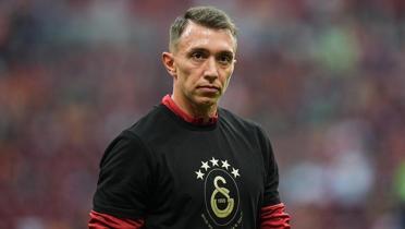 mzay atyor! te Fernando Muslera'nn yeni dura