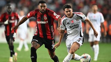 Beikta'tan Mustafa Erhan Hekimolu iin 9 milyon euro'ya ret