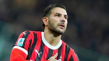 Al Hilal, Theo Hernandez'i ikna etti